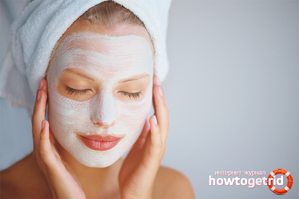 Face cleaning with a mask