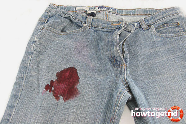 How to remove blood stains from clothes