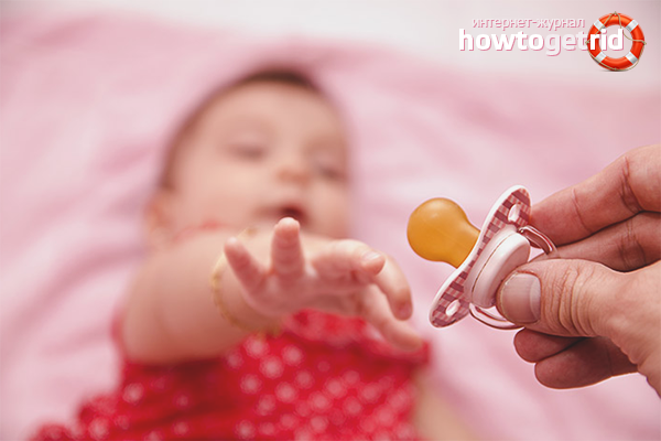 How to teach a baby to a nipple