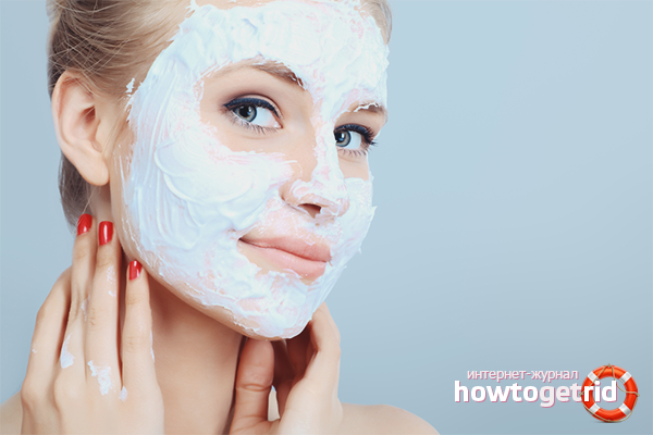 Moisturizing face masks