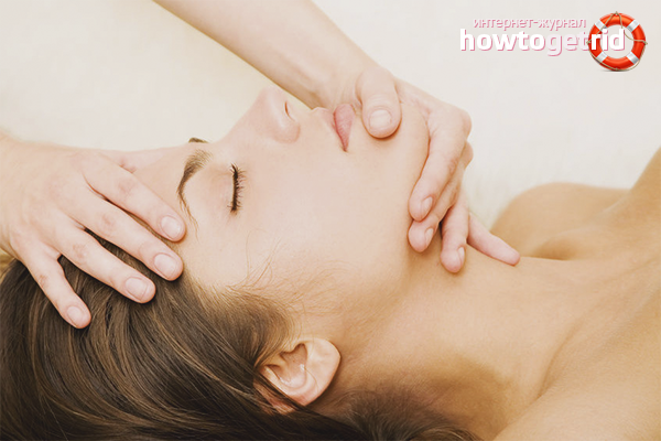 Facial gymnastics from a hump on the nose