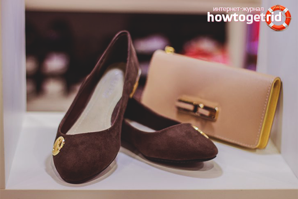 How to Stretch Suede Ballerinas