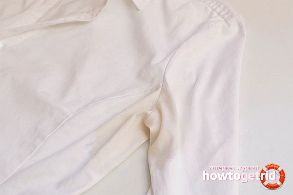 How to remove yellow sweat stains from white clothes