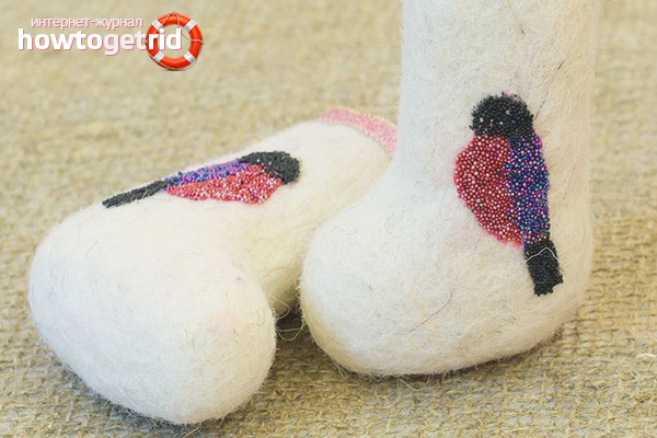 How to clean white boots