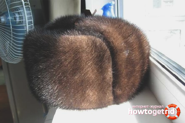 How to clean a mink hat