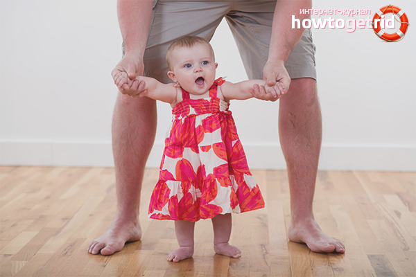 How to teach a child to stand without support