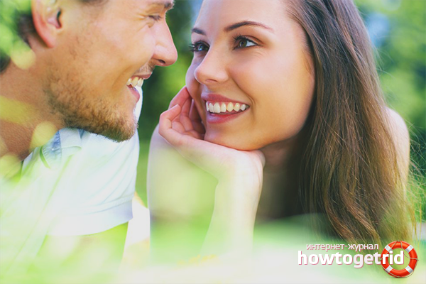 How to understand that a girl is in love with you