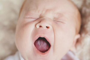 How to treat thrush in a baby in her mouth