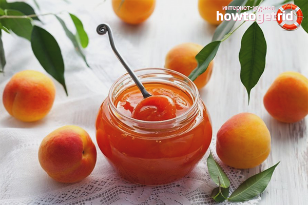 Pitted apricot jam