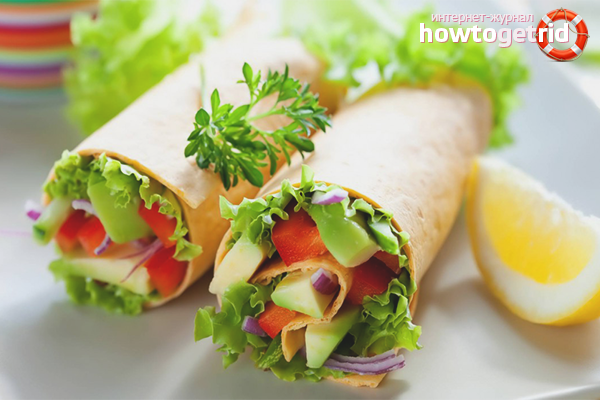 Greek salad in pita bread