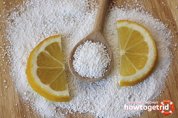 Highlighting hair with citric acid