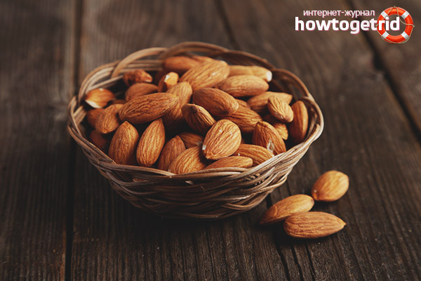 Contraindications and adverse reactions from almonds