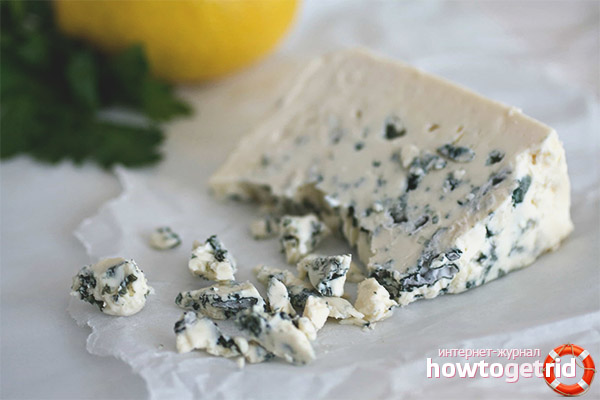 The benefits and harms of blue cheese