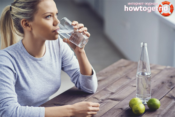 Est-il possible de boire de l'eau immédiatement après avoir mangé