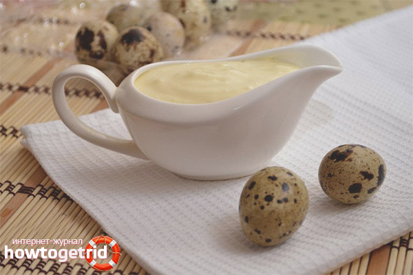 Face mask with quail eggs and yogurt