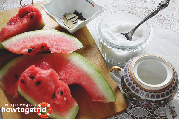 The classic recipe for pickled watermelons